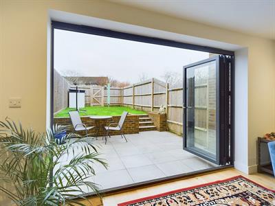 Ridgehurst Drive, Horsham, West Sussex, RH12 1EF