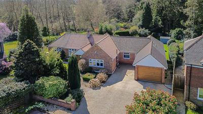 Chesworth Close, Horsham, West Sussex, RH13 5AL