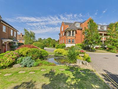 Potters Place, Horsham, West Sussex