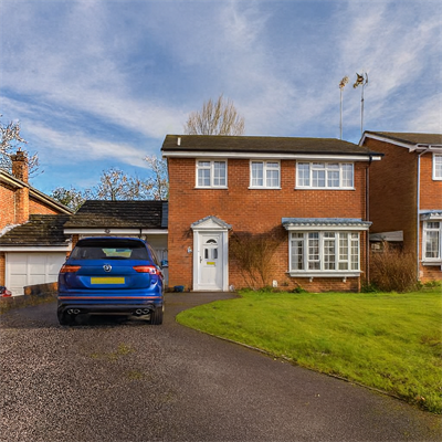 Dickins Way, Horsham, West Sussex