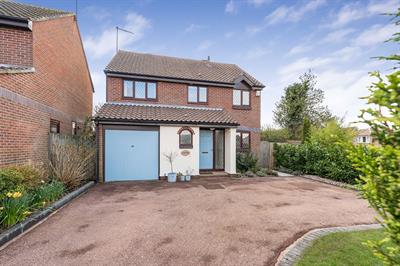 Pondtail Close, Horsham, West Sussex.