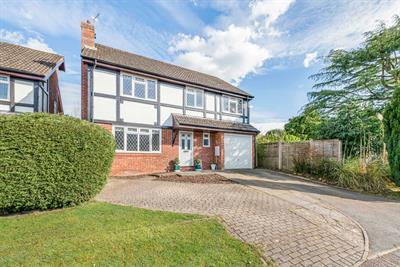 Foxleigh Chase, Horsham, West Sussex.