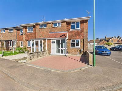 Hunters Mead, Partridge Green, Horsham, RH13 8HS