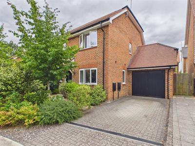 Mole Crescent, Faygate, Horsham, West Sussex.