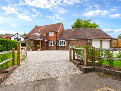 Nuthurst Road, Horsham, West Sussex.