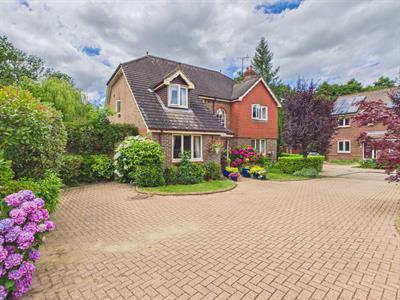 Petworth Drive, Horsham, West Sussex.