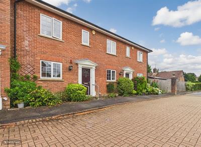 Stanford Orchard, Warnham, Horsham, West Sussex, RH12 3RF