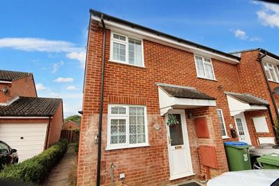 Fenhurst Close, Horsham, RH12