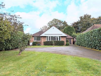 Warnham Road, Horsham, RH12