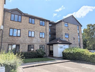 Comptons Court, Horsham, RH13